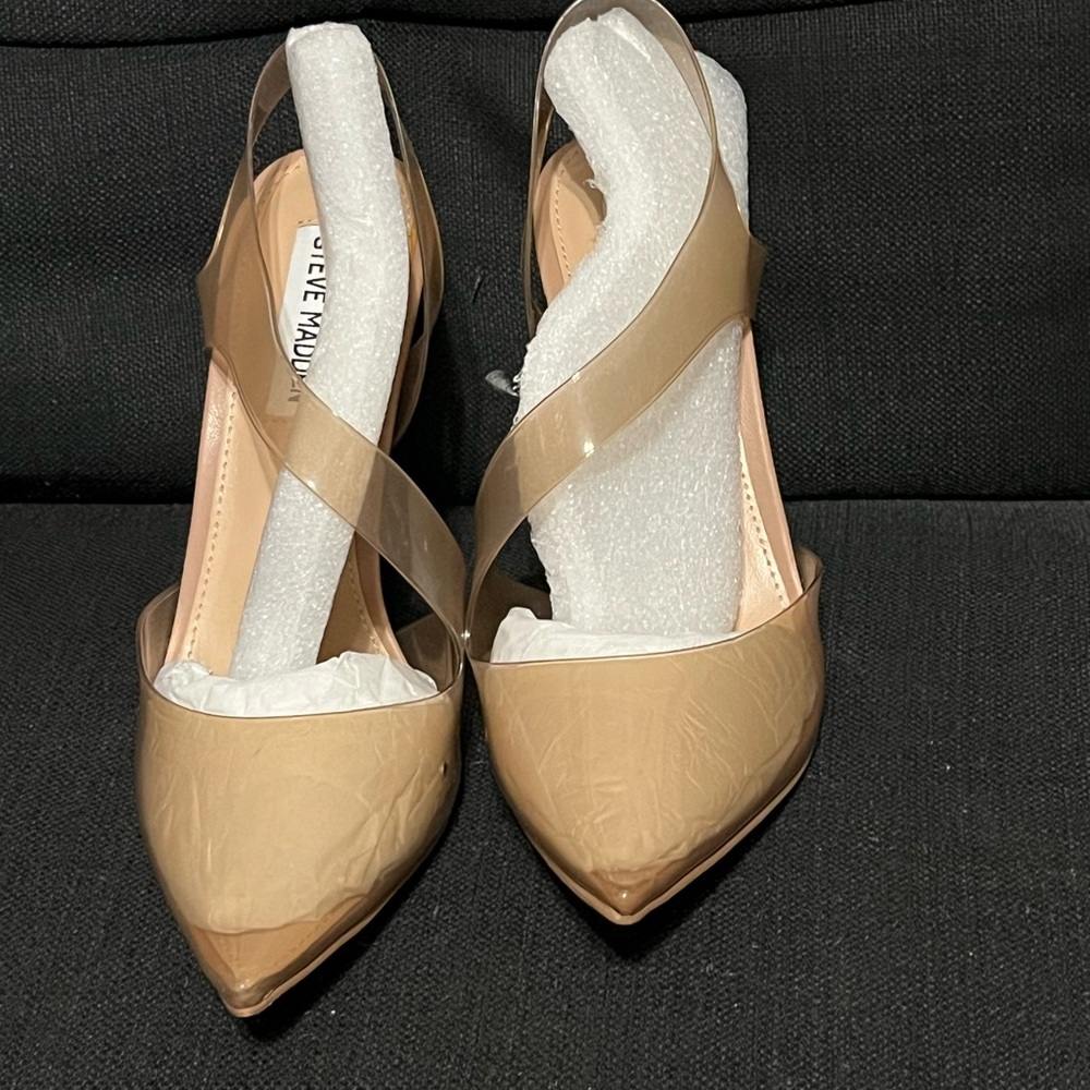Steve Madden Nude Pointed Heels